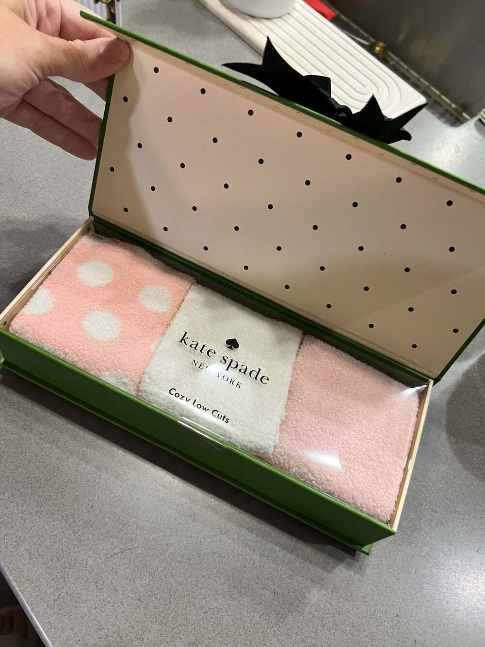 Kate Spade New York Cozy Low Cuts Socks Set 3 Pairs Pink White Gift Box